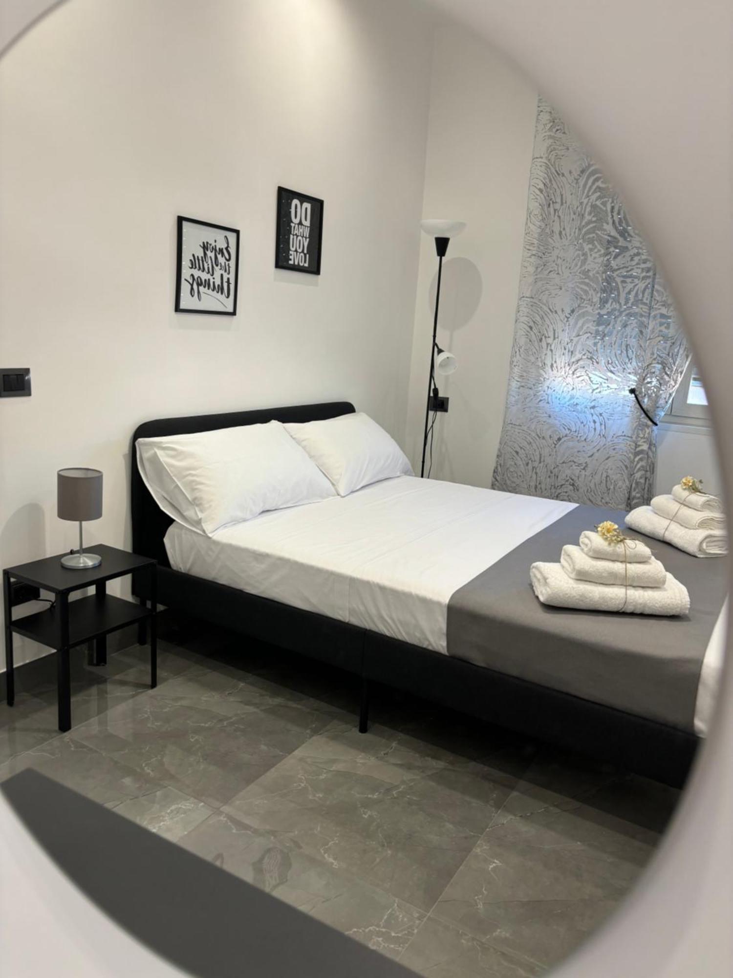Louis Helen Apartment Napoli Dış mekan fotoğraf