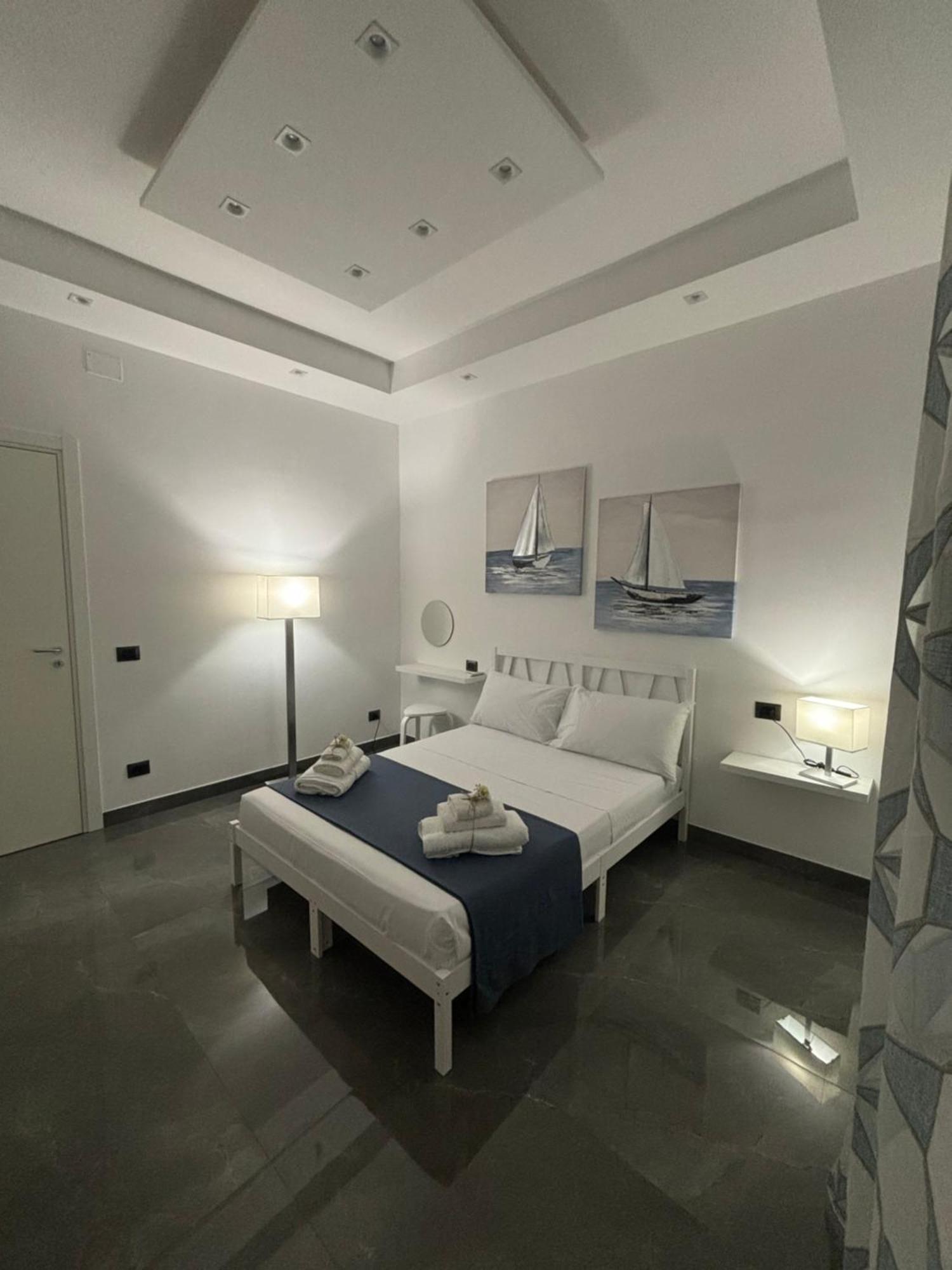 Louis Helen Apartment Napoli Dış mekan fotoğraf